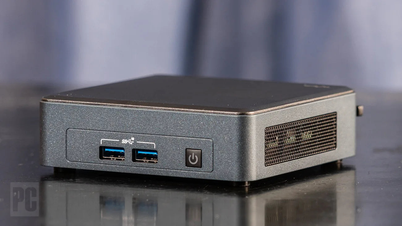 Intel Nuc mini-desktop, NUC11TNK (Intel Core I5-1135G7, 8GB RAM, 250 GB HDD)