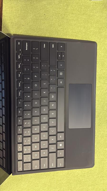Microsoft Surface Pro 7+ I5-1135G7, 8GB RAM, 256GB SSD - A- Grade