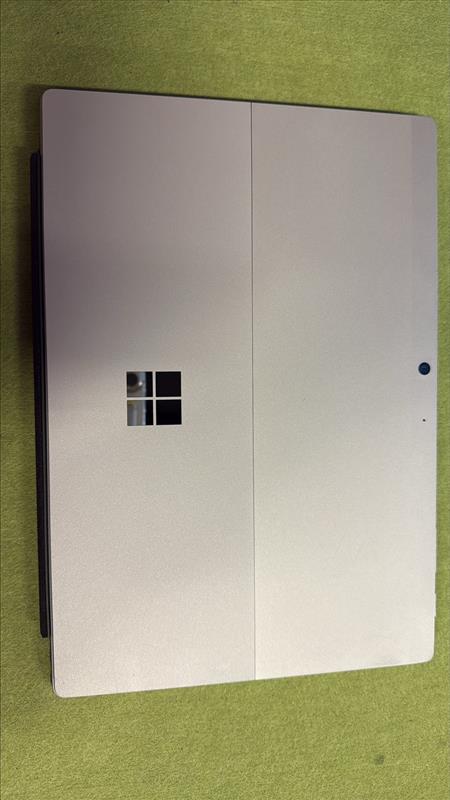 Microsoft Surface Pro 7+ I5-1135G7, 8GB RAM, 256GB SSD - A- Grade