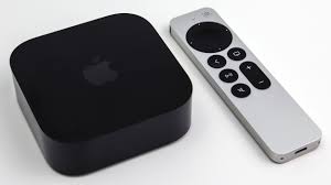 Apple TV 4K 1st Gen w/Remote-Used